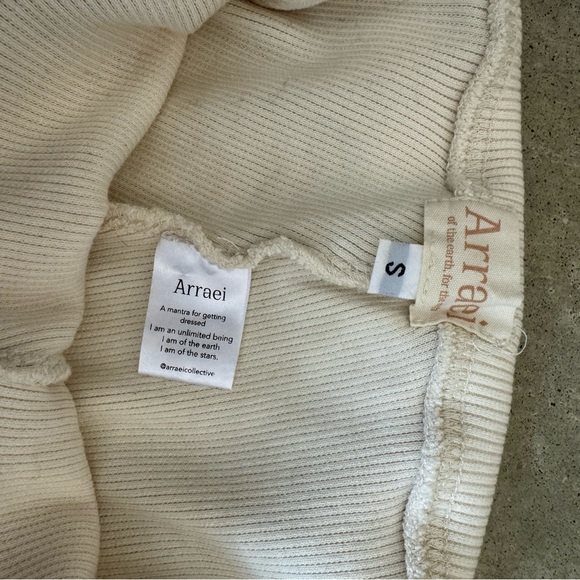 Arraei Moon Shorts - Picture 5 of 7